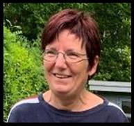 Afbeelding met boom, buiten, persoon, glimlachen

Automatisch gegenereerde beschrijving